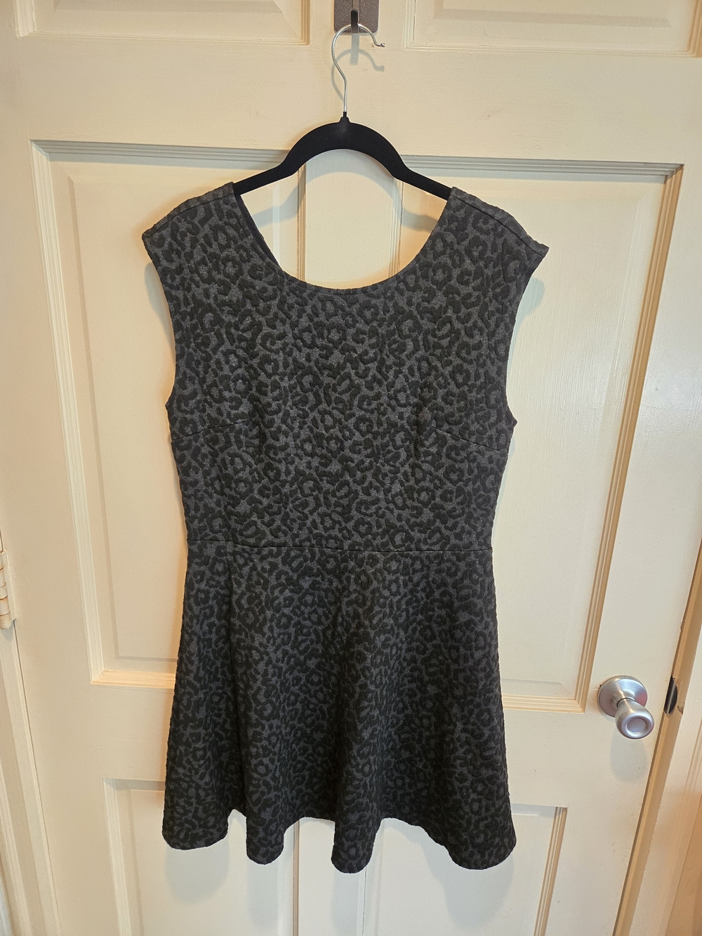 Sleeveless Leopard Print Dress